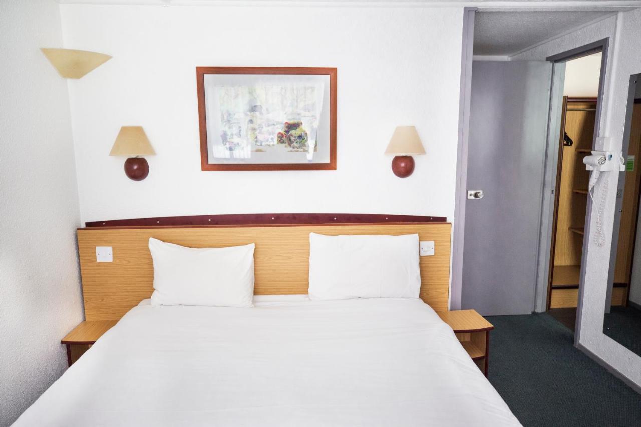 Hotel Campanile - - East Of London 2*