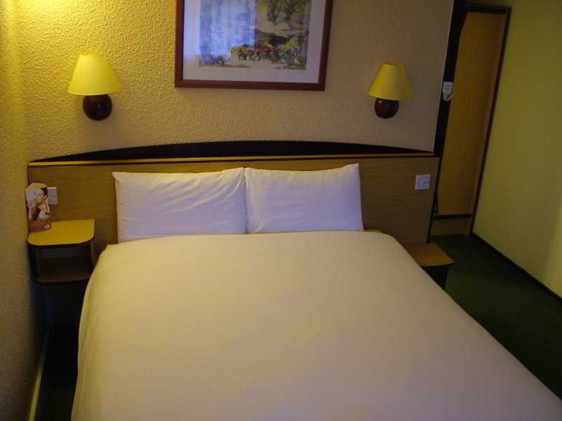 Campanile - - East Of London Hotel 2*